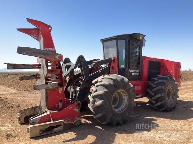 Prentice 2670D 伐木歸堆機