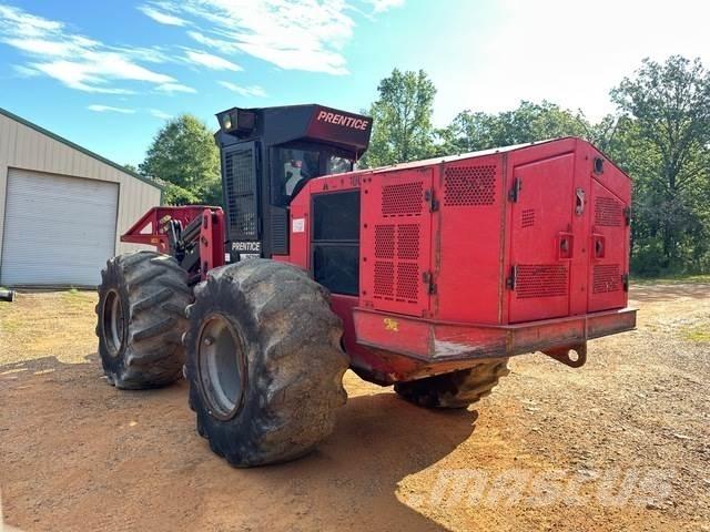 Prentice 2670D 伐木歸堆機