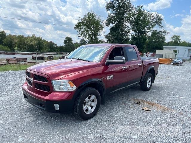 RAM 1500 皮卡.傳統半斗卡車/側卸板