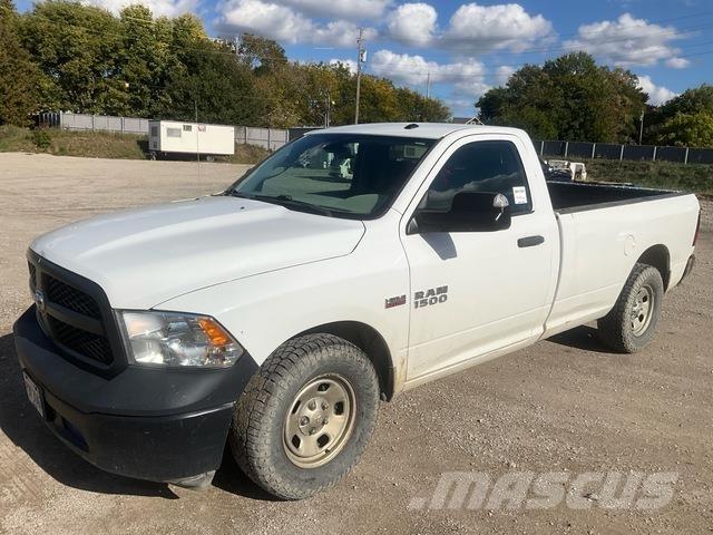 RAM 1500 皮卡.傳統半斗卡車/側卸板
