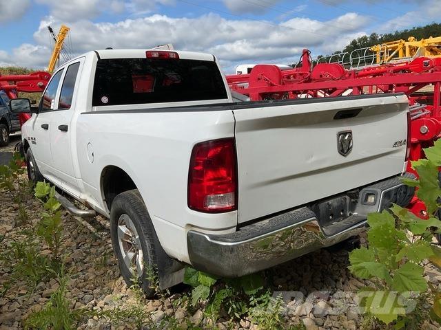 RAM 1500 皮卡.傳統半斗卡車/側卸板