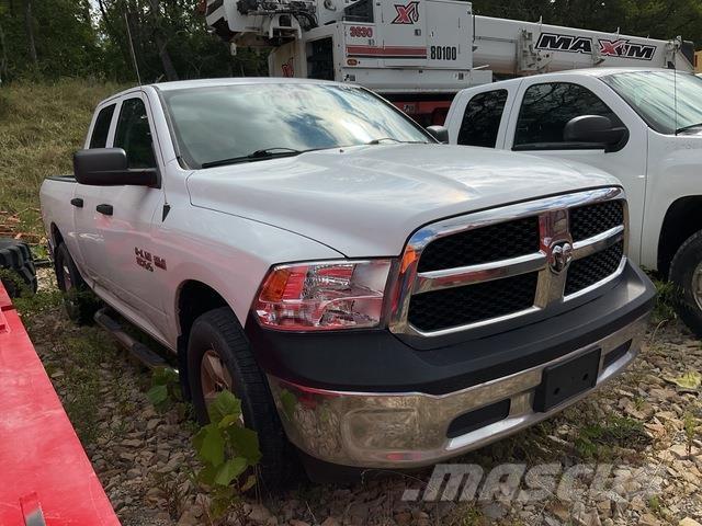 RAM 1500 皮卡.傳統半斗卡車/側卸板