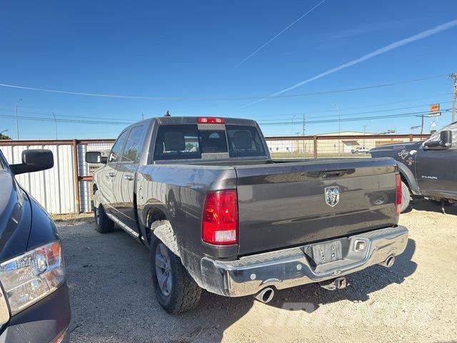 RAM 1500 皮卡.傳統半斗卡車/側卸板