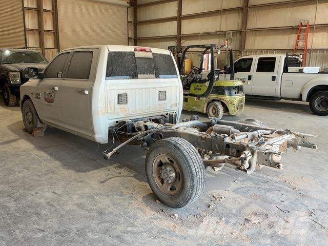 RAM 2500 駕駛室與內部