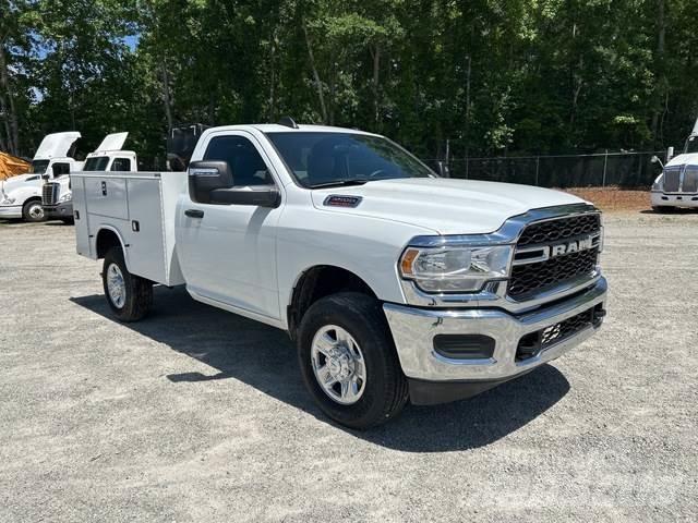 RAM 3500 皮卡.傳統半斗卡車/側卸板