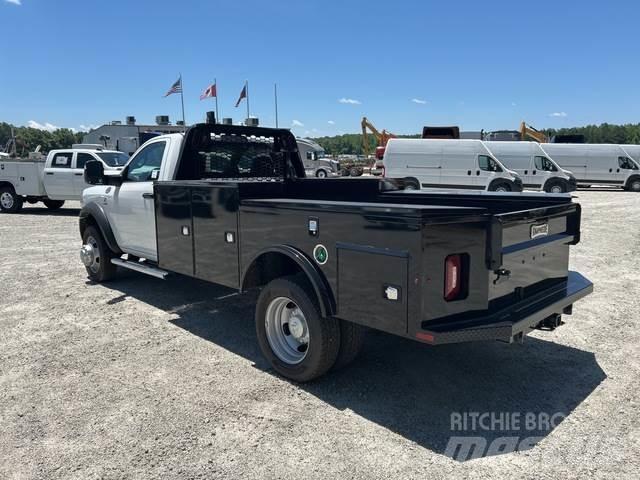 RAM 5500 皮卡.傳統半斗卡車/側卸板