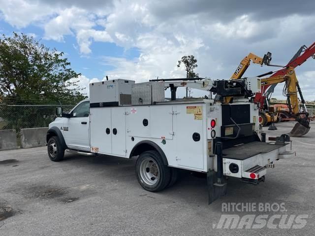 RAM 5500 都市/通用型車輛