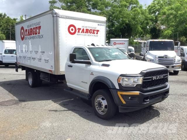 RAM 5500 貨箱式卡車