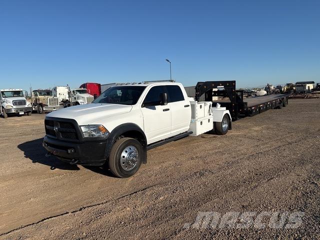 RAM 5500 鉸接式起吊車