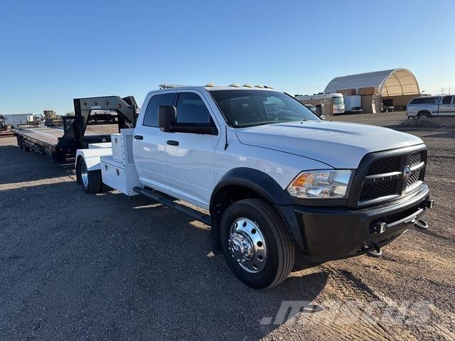 RAM 5500 鉸接式起吊車