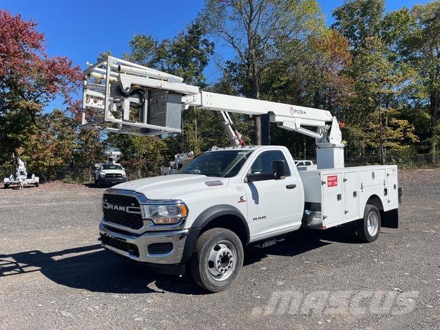 RAM 5500 卡車裝載高空作業車