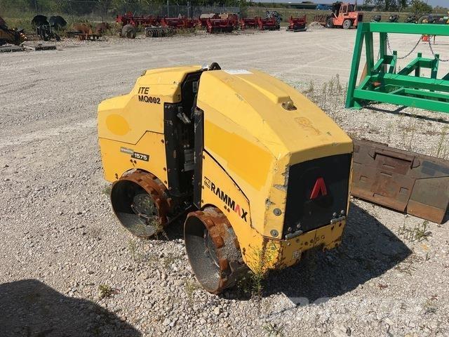 Rammax 1575 土壤壓實機