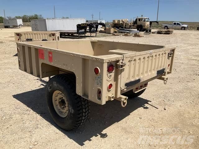  Raytheon M1102 其他拖車