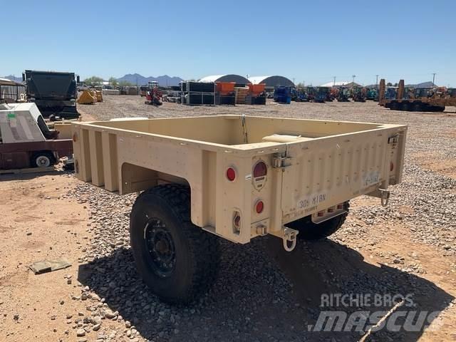  Raytheon M1102 其他拖車