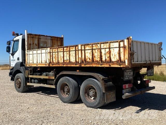 Renault Kerax 傾卸式卡車