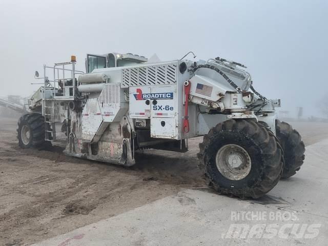 Roadtec SX6E 土壤壓實機