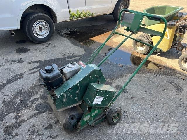 Ryan Lawnaire 通風機和垂直割草機