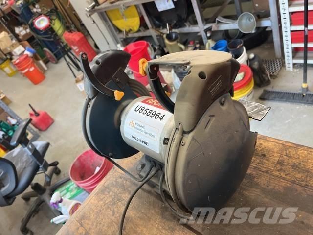  Ryobi BGH827 其他