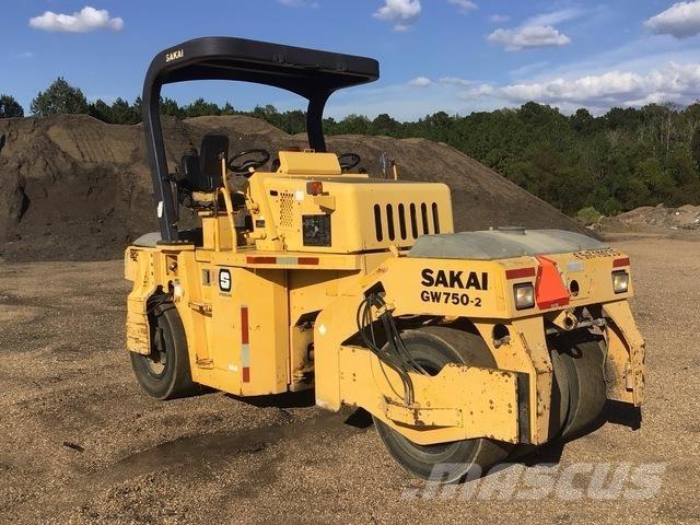 Sakai GW750-2 膠輪滾壓機