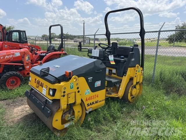 Sakai SW354 雙輪滾壓機