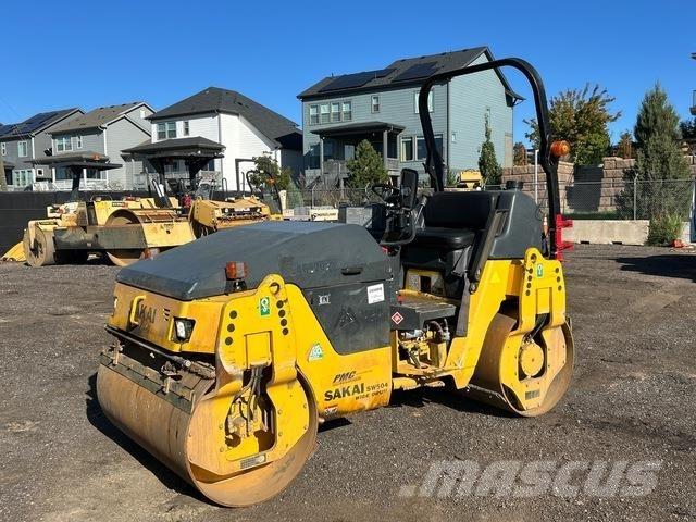 Sakai SW504 雙輪滾壓機