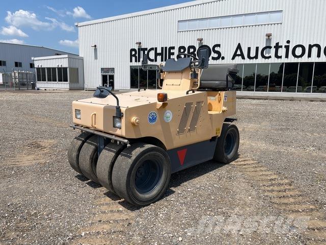 Sakai TS160 複合式滾壓機