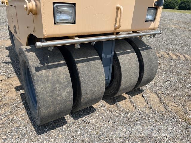 Sakai TS160 複合式滾壓機