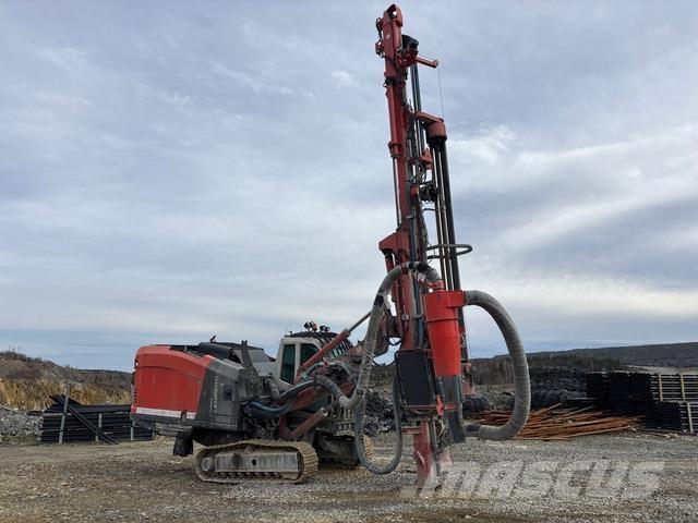 Sandvik DI550 鑽孔機