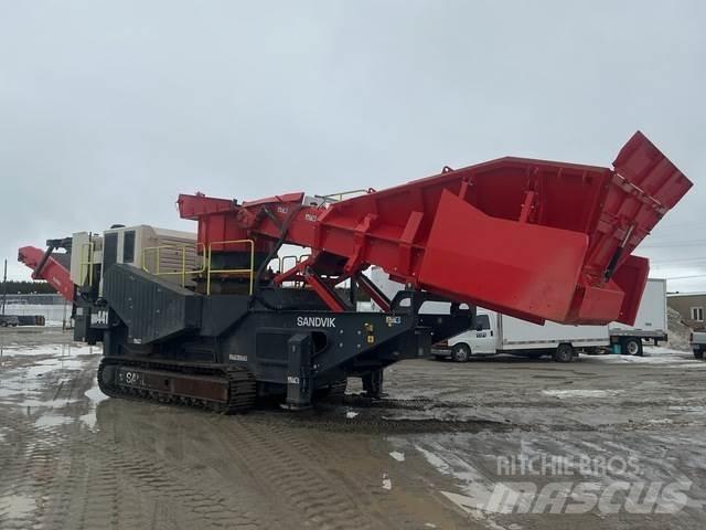 Sandvik QH441 破碎機