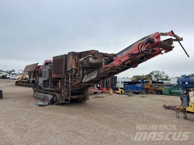 Sandvik QI240 破碎機