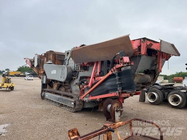 Sandvik QI240 破碎機
