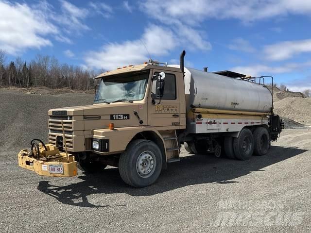 Scania 113H 混凝土車