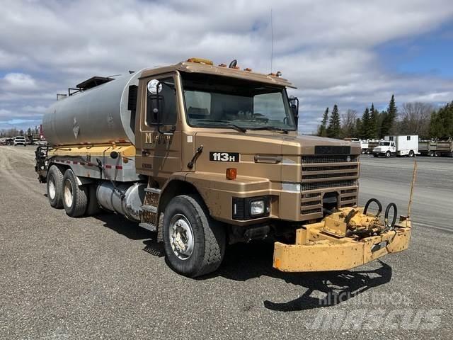 Scania 113H 混凝土車