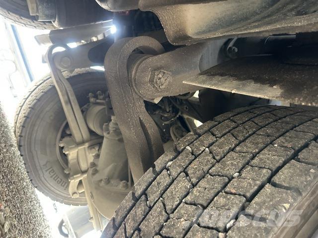 Scania P320 組合/真空油槽車