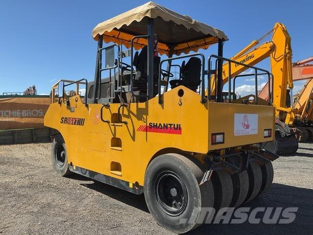 Shantui SR16YT 複合式滾壓機