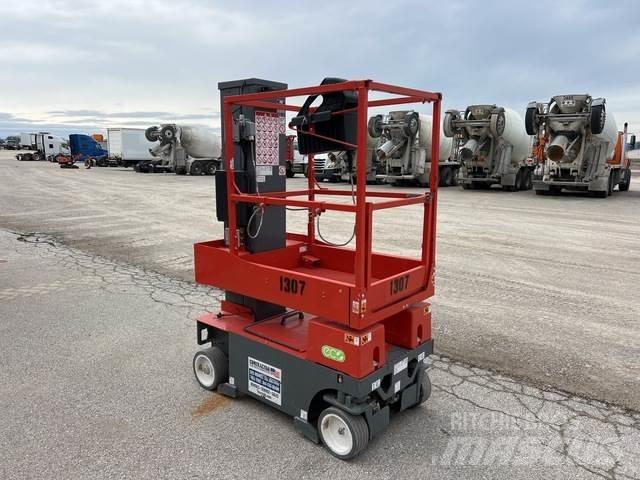 SkyJack SJ20E 垂直升降工作台