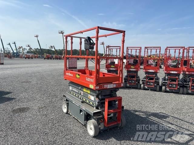 SkyJack SJ3219 剪式升降機