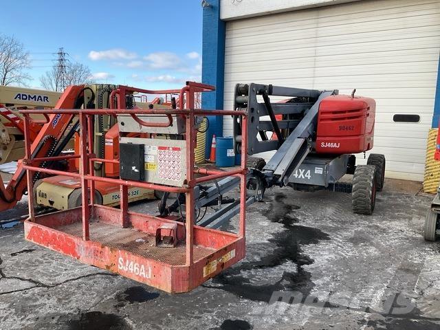 SkyJack SJ46AJ 曲臂高空作業車