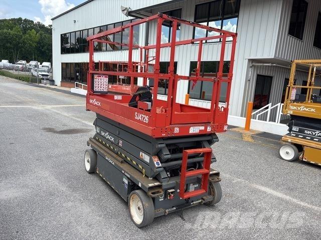 SkyJack SJ4726 剪式升降機