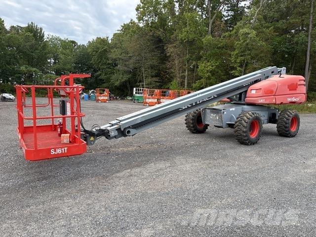 SkyJack SJ61T 伸縮臂高空作業車