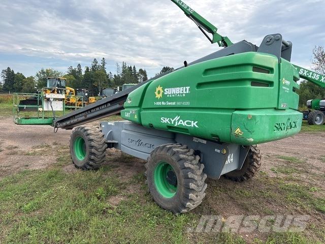 SkyJack SJ61T 伸縮臂高空作業車