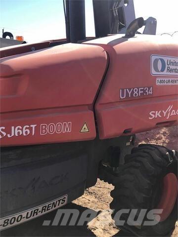 SkyJack SJ66T 伸縮臂高空作業車