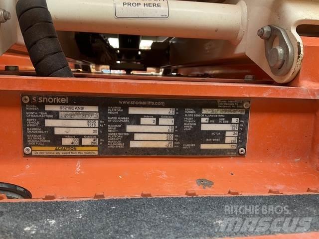 Snorkel S3219E 剪式升降機