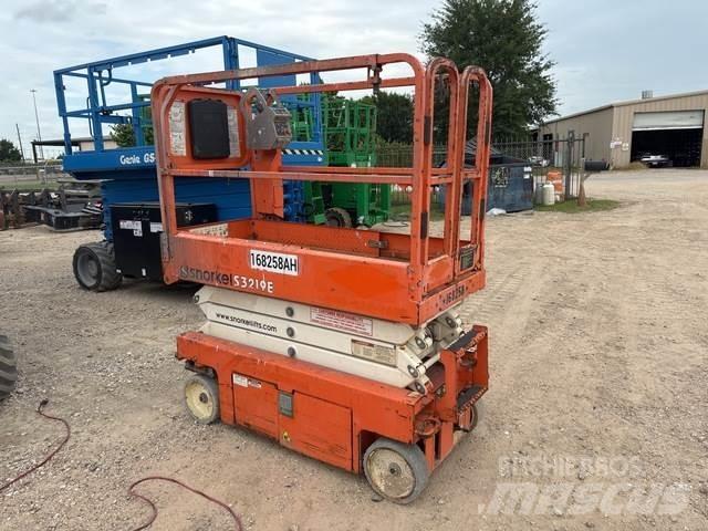 Snorkel S3219E 剪式升降機