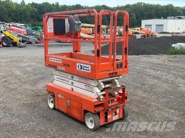 Snorkel S3219E 剪式升降機
