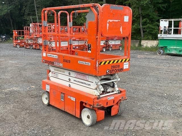 Snorkel S3219E 剪式升降機