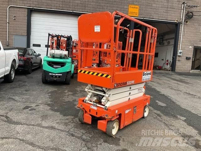 Snorkel S3219E 剪式升降機