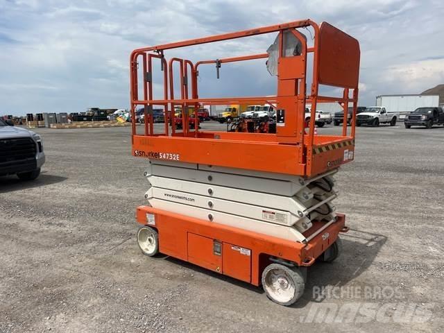 Snorkel S4732E 剪式升降機