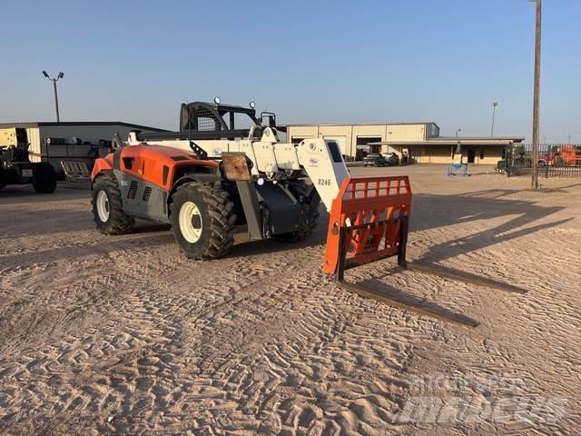 Snorkel SR1054 伸縮臂操作車