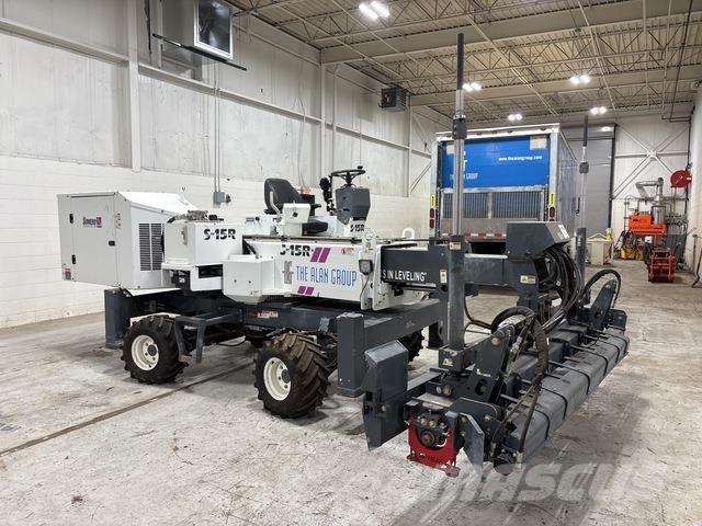 Somero S-15R 混凝土澆灌吊杆